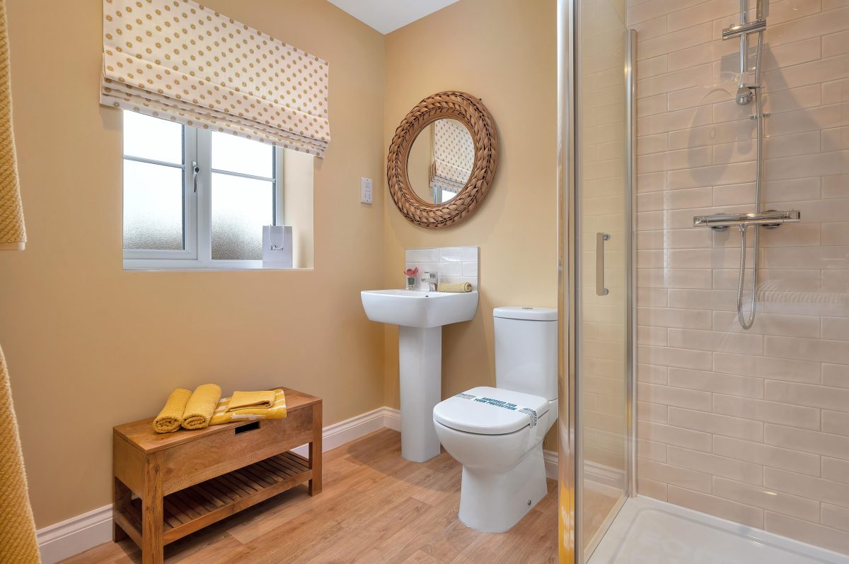Show Home Ensuite Hawks Chase Welton