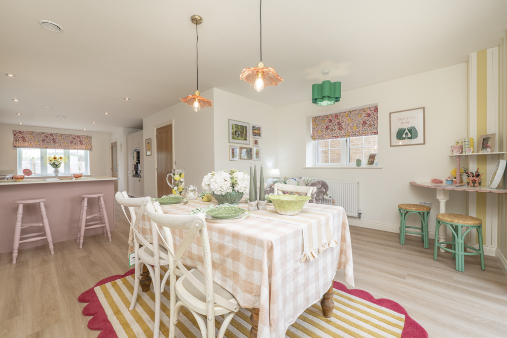 heath view show home dining close up